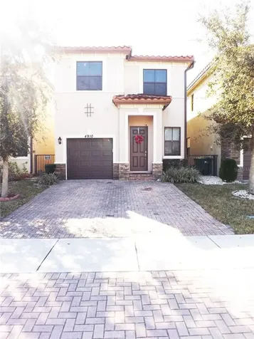 4910 NW 57th Court Tamarac FL 33319