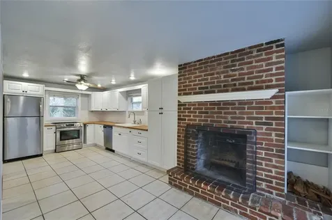 117 NW 36th Drive Gainesville FL 32607