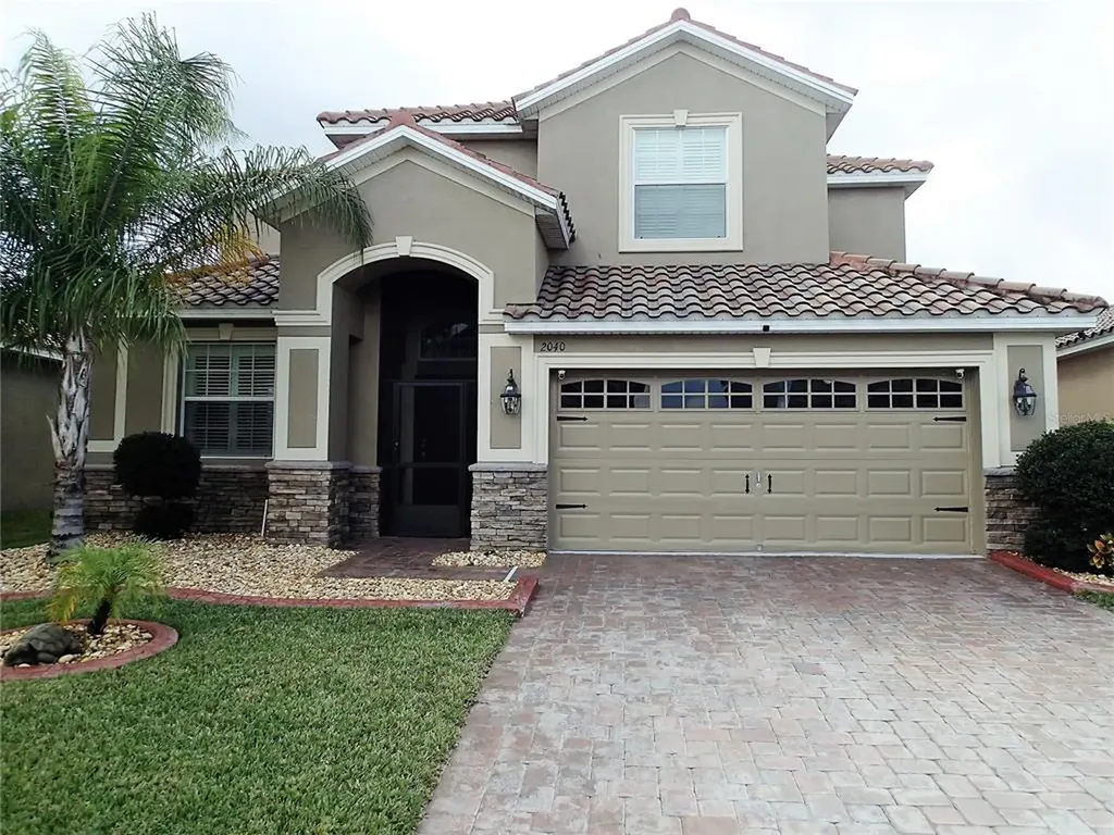 2040 Lake Side Avenue Davenport FL 33837