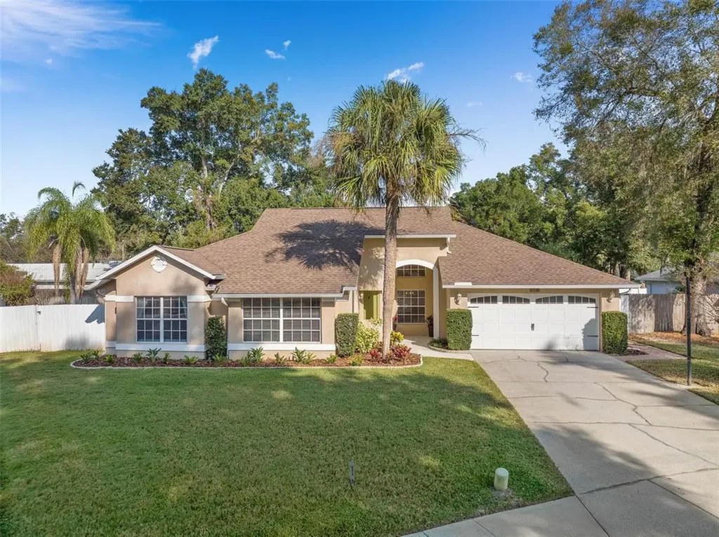 2102 Heatheroak Drive Apopka FL 32703
