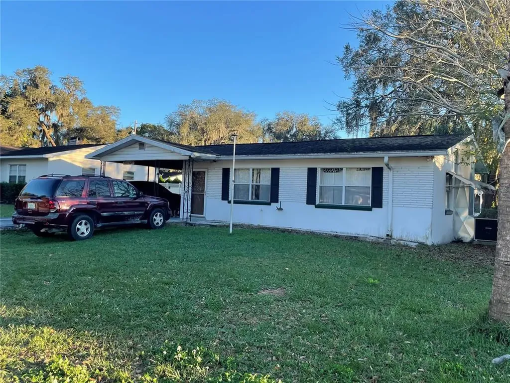 39102 Park Drive Zephyrhills FL 33542