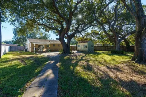 745 N Pompano Avenue Sarasota FL 34237
