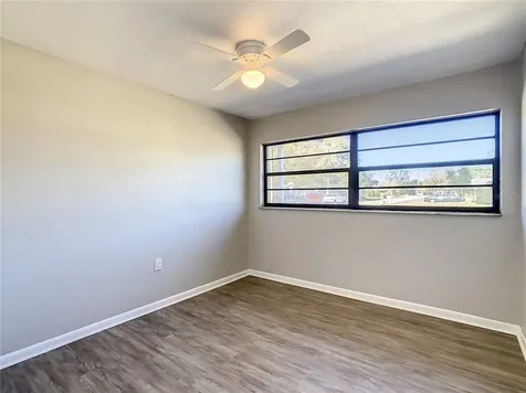 4574 Barley Street Orlando FL 32811