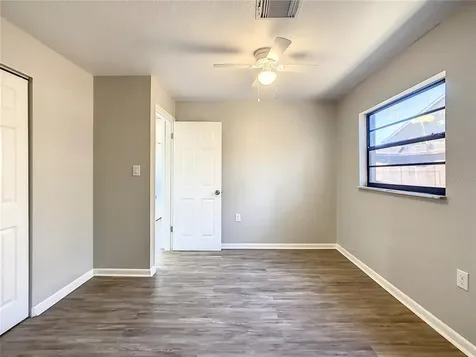 4574 Barley Street Orlando FL 32811