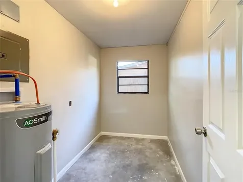 4574 Barley Street Orlando FL 32811