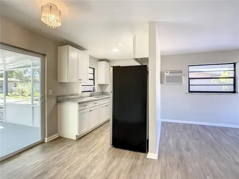4574 Barley Street Orlando FL 32811