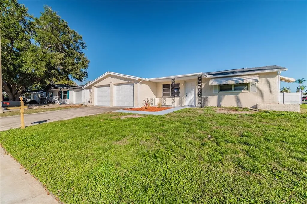 1740 Dartmouth Drive Holiday FL 34691