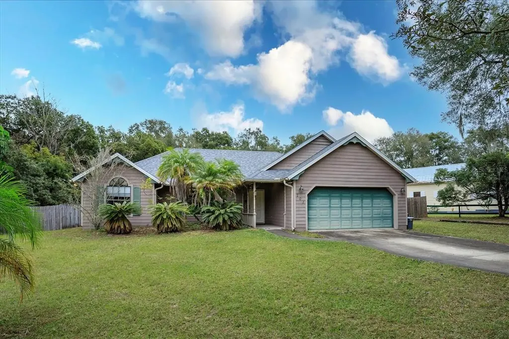 701 E Rich Avenue Deland FL 32724