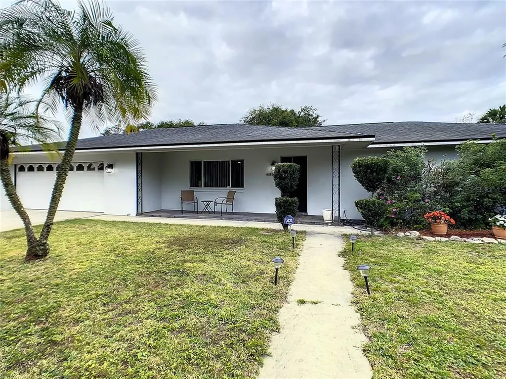 2424 S Myrtle Avenue Sanford FL 32771
