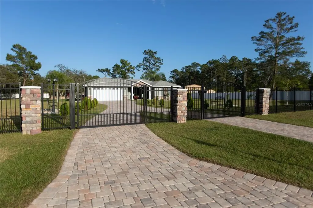2285 Fox Wood Court Saint Cloud FL 34771