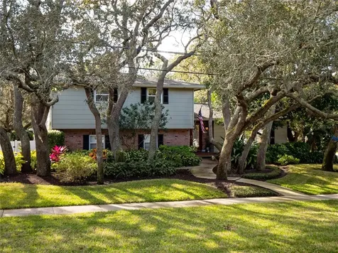 1611 Ridgewood Street Clearwater FL 33755