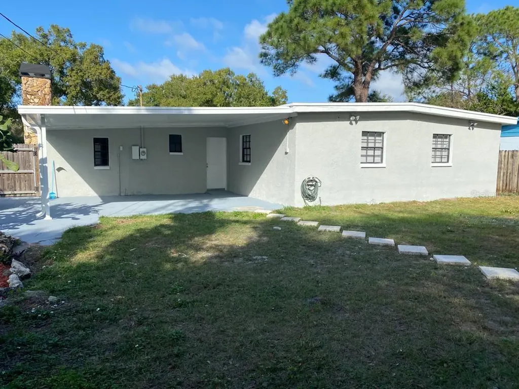 2822 W Kenmore Avenue Tampa FL 33614