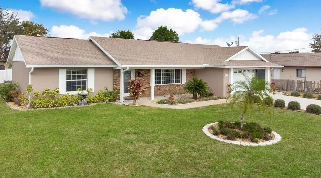 1352 Skylark Court Deltona FL 32725