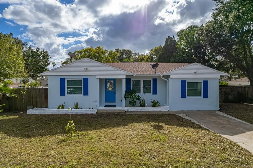 411 San Salvador Drive Dunedin FL 34698