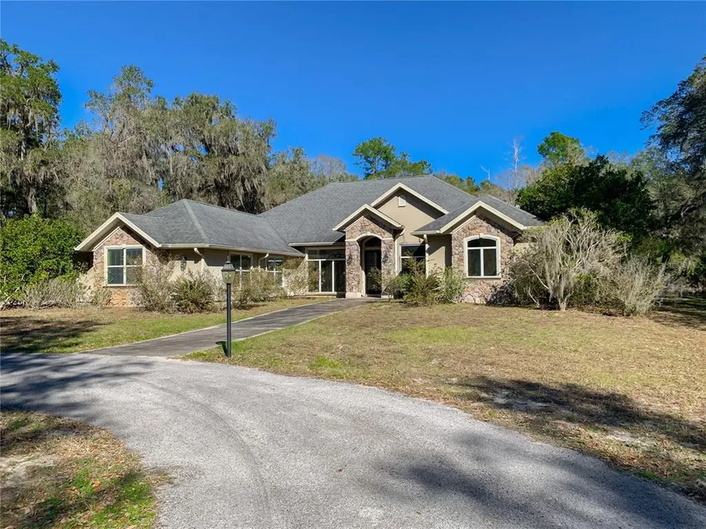 8931 NW 60th Avenue Chiefland FL 32626