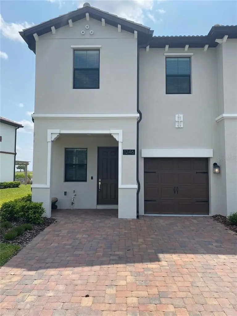 1246 Royal St George Boulevard Davenport FL 33896
