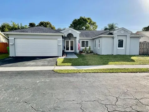 5216 NW 94th Terrace Sunrise FL 33351