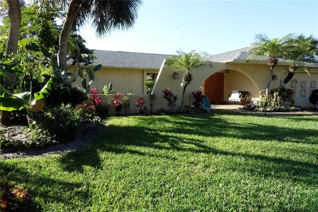 4848 Huntleigh Drive Sarasota FL 34233