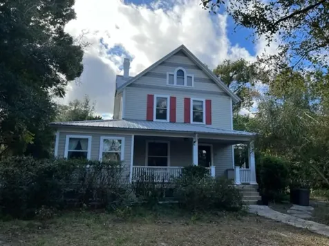 320 W Minnesota Avenue Deland FL 32720