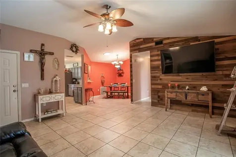 2738 Gables Drive Eustis FL 32726