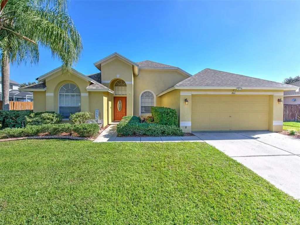 1811 Vista River Drive Valrico FL 33596