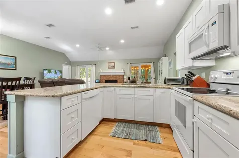 4535 SW 84th Drive Gainesville FL 32608