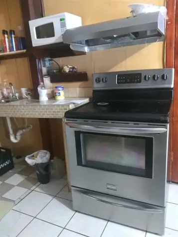 2913 N 10th Street Tampa FL 33605