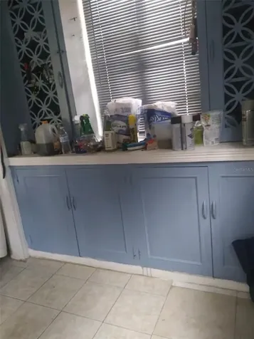 2913 N 10th Street Tampa FL 33605