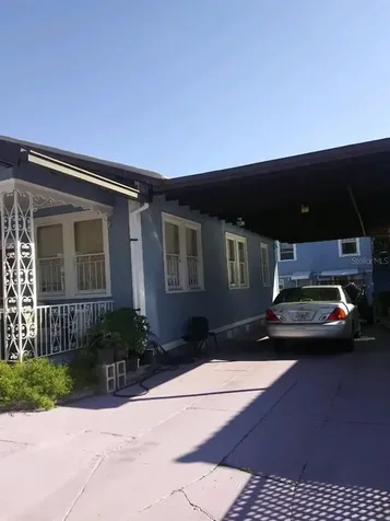 2913 N 10th Street Tampa FL 33605
