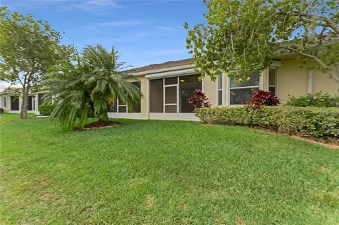 113 Club Villas Lane Kissimmee FL 34744