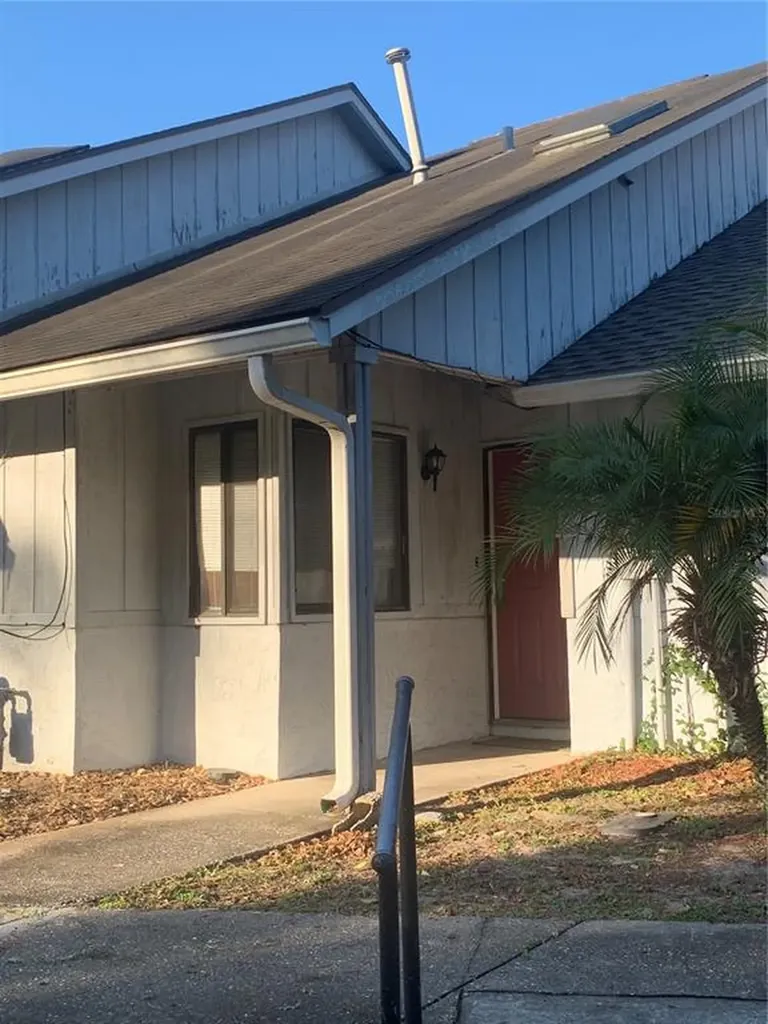 101 N Hill Avenue Deland FL 32724