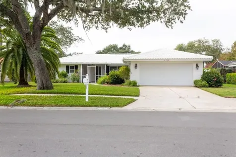 2328 Cass Street Sarasota FL 34231
