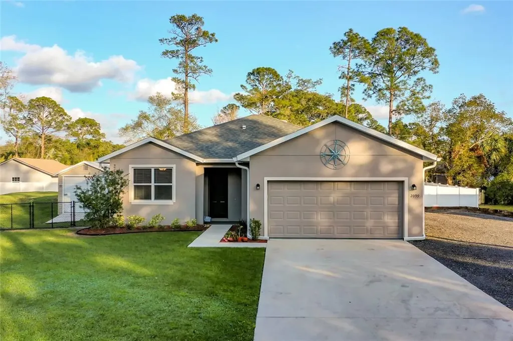 2099 1st Avenue Deland FL 32724