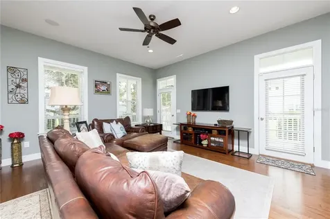 2738 SE 19th Court Ocala FL 34471