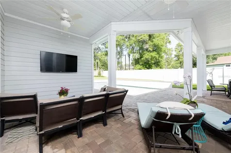 2738 SE 19th Court Ocala FL 34471