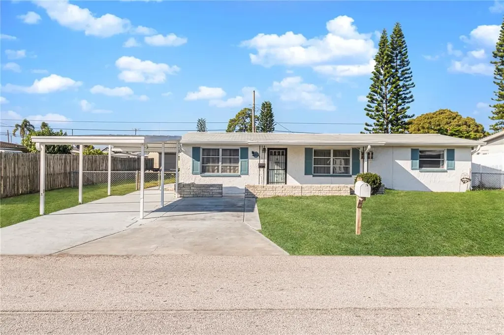 2013 Hess Drive Holiday FL 34691