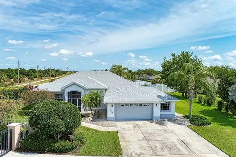 2010 Charleston Park Drive North Port FL 34287