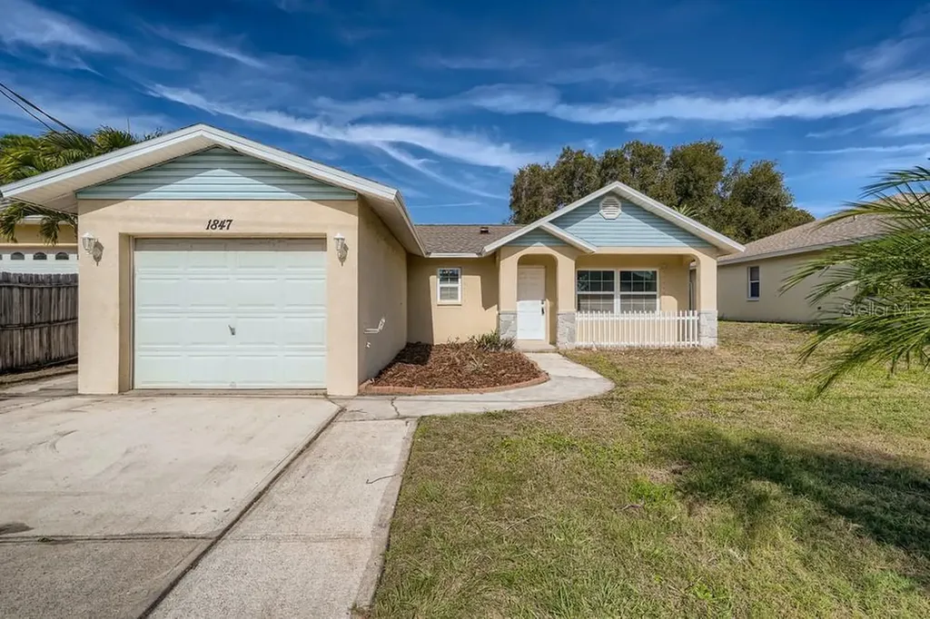1847 Mova Street Sarasota FL 34231