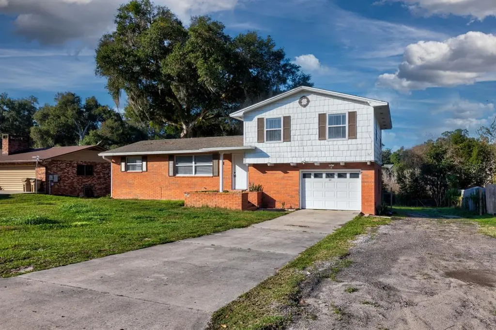 33241 Fairway Road Leesburg FL 34788