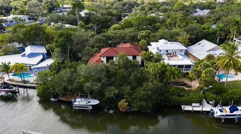 5175 Oxford Drive Sarasota FL 34242
