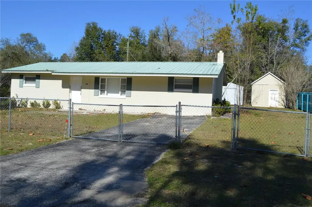 140 Oak Way Interlachen FL 32148