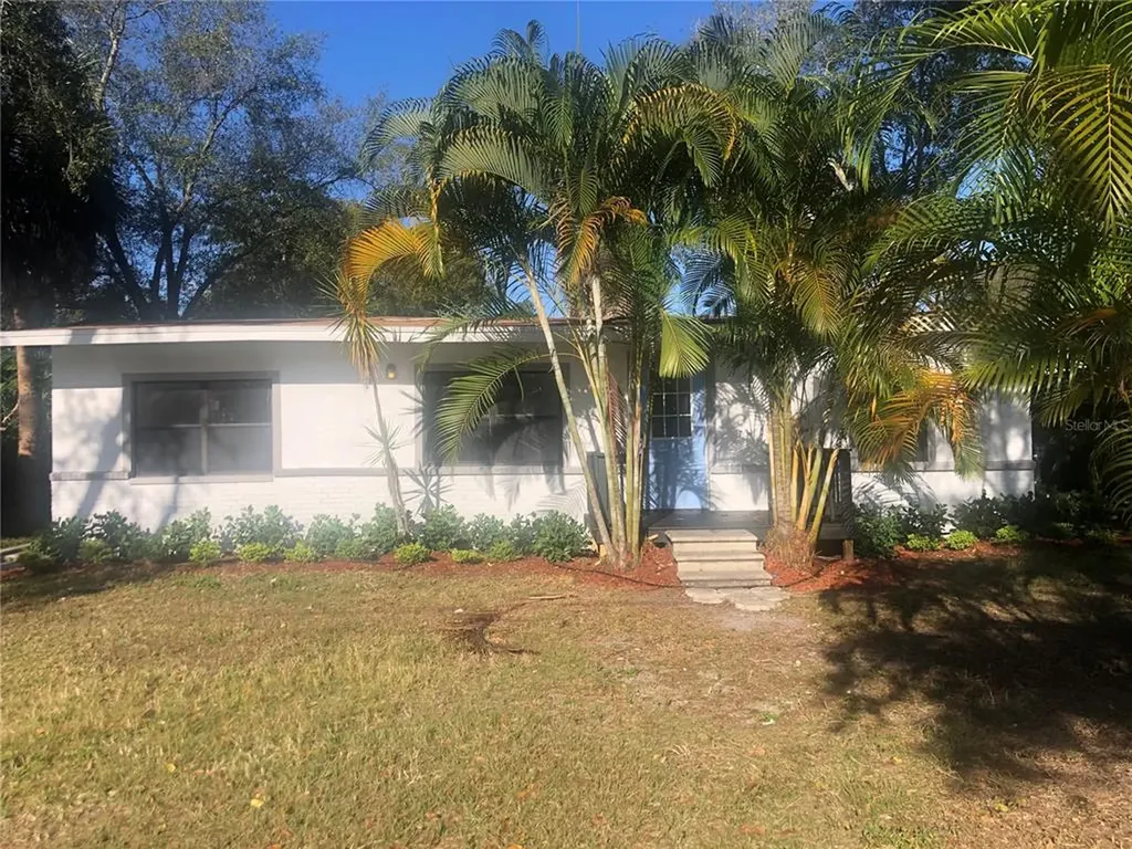 7002 E Creek Drive Tampa FL 33615