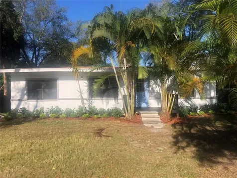 7002 E Creek Drive Tampa FL 33615