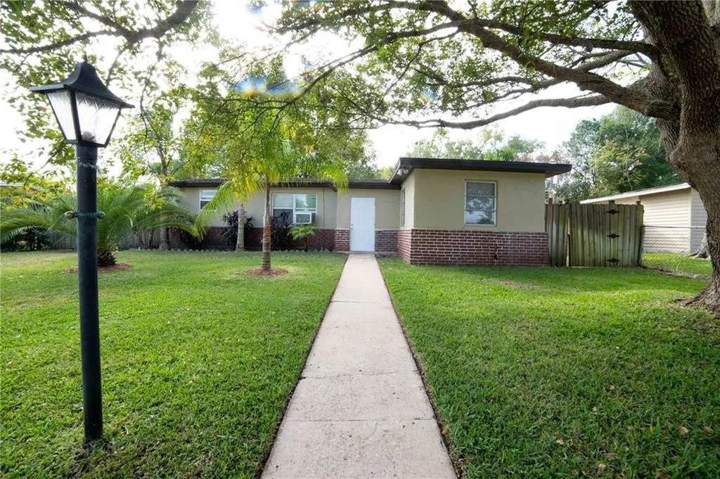1471 Renton Street Deltona FL 32725