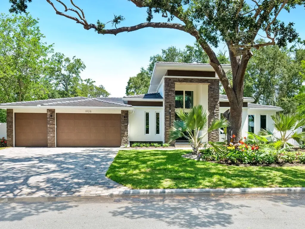 1925 Oleander Street Sarasota FL 34239