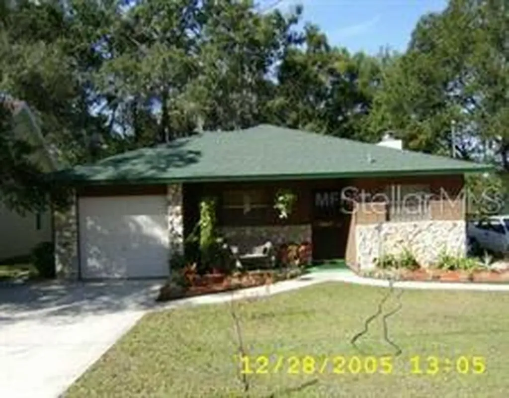 25443 Lido Avenue Sorrento FL 32776