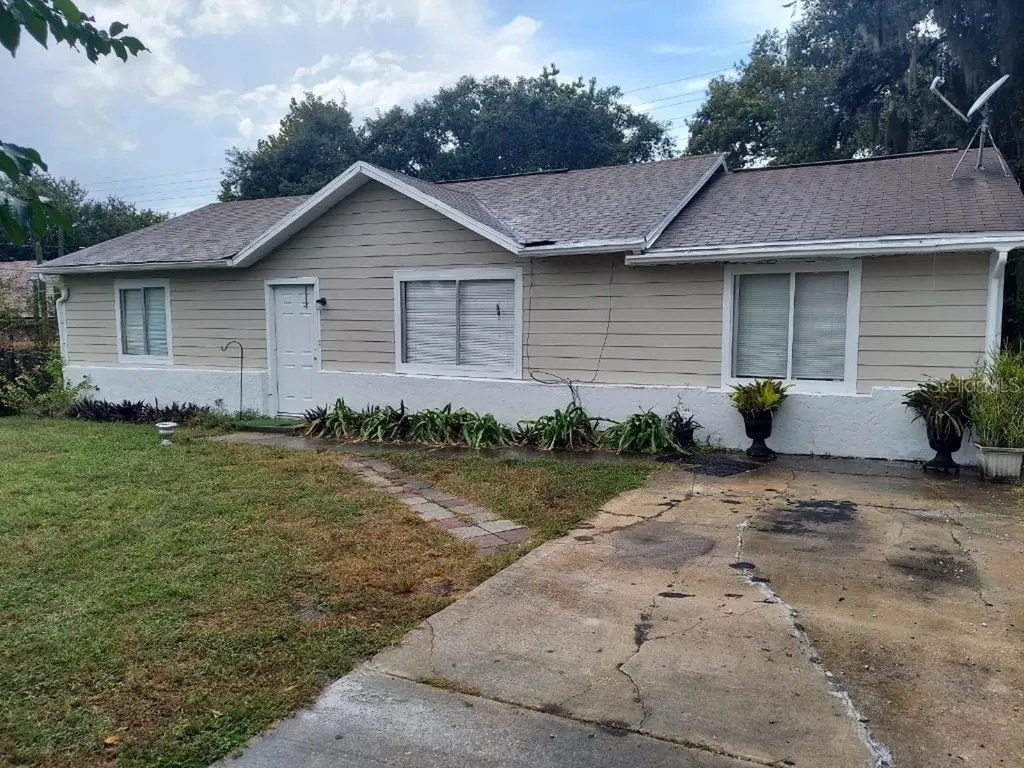 250 Charles Avenue Orange City FL 32763