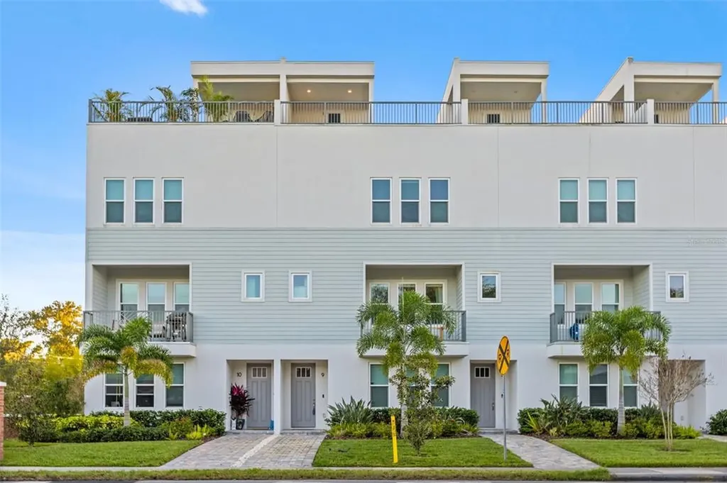 2442 W Mississippi Avenue Tampa FL 33629
