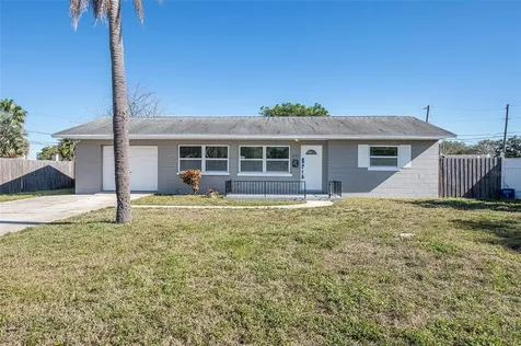 3701 66th Way N St Petersburg FL 33710
