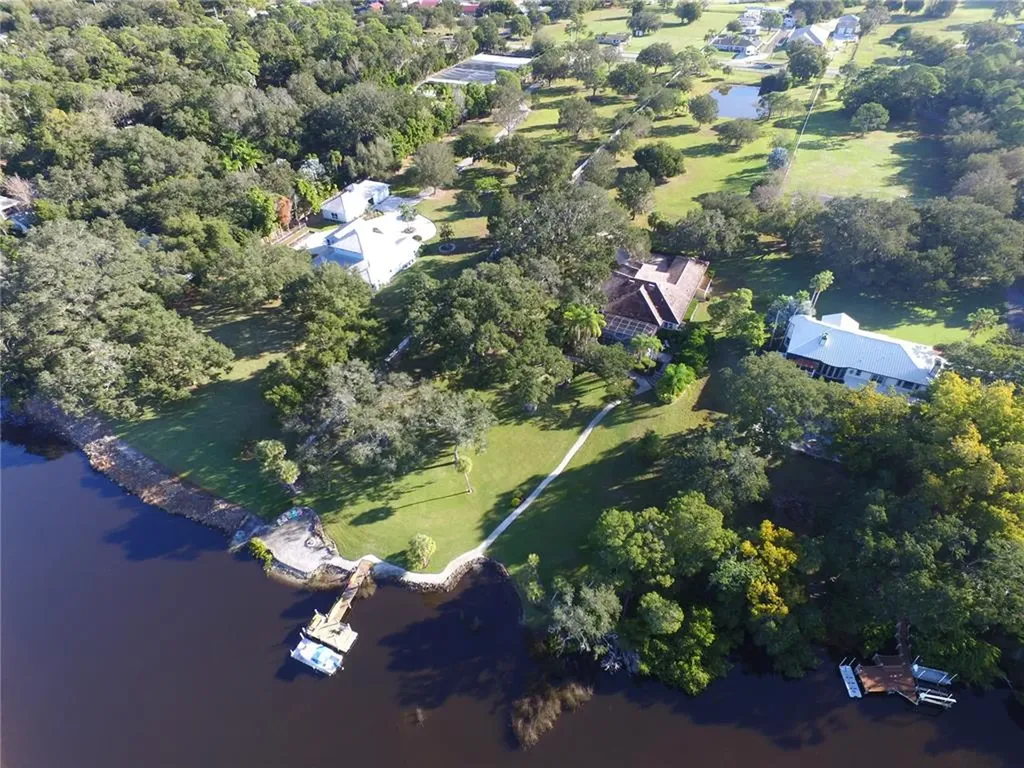 2406 57th Street E Bradenton FL 34208